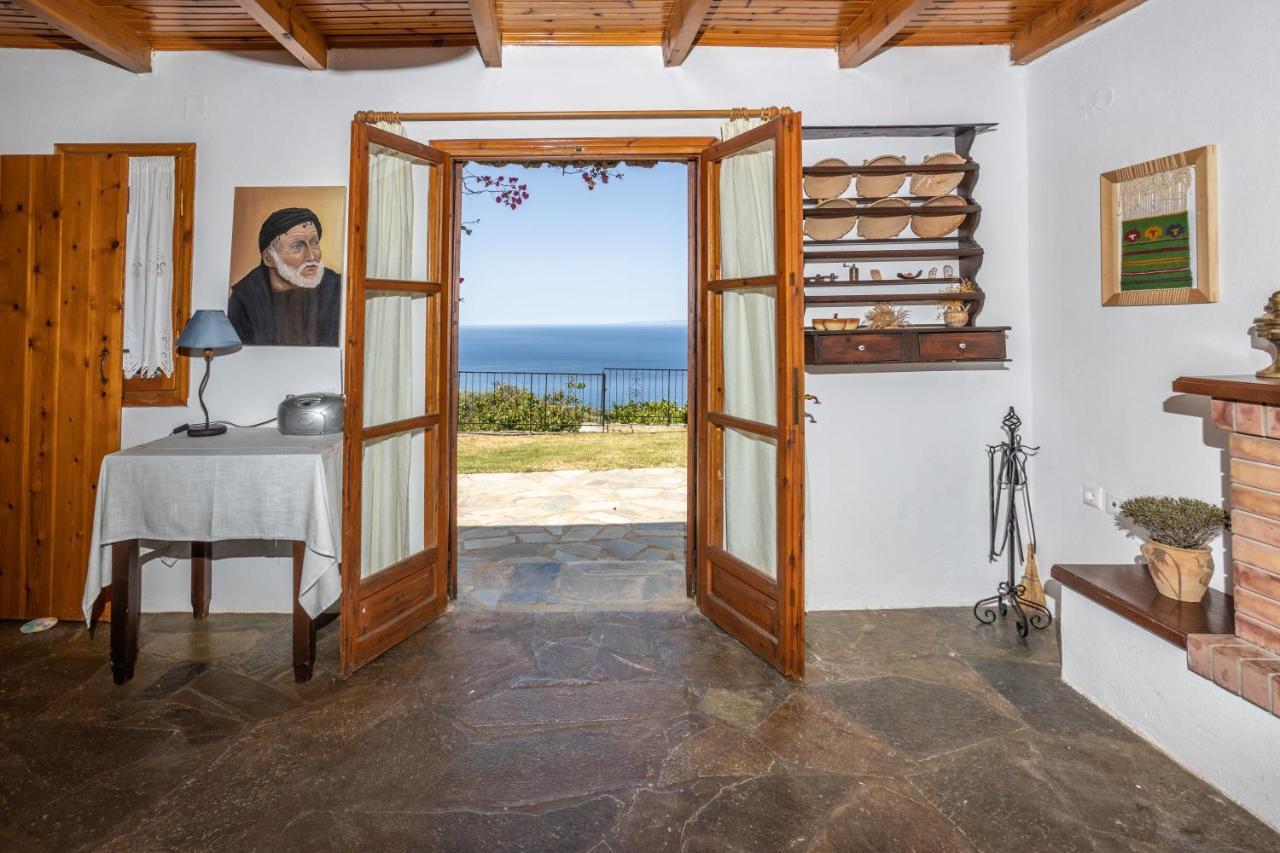 Manolis' House Villa Agia Paraskevi  Exteriör bild